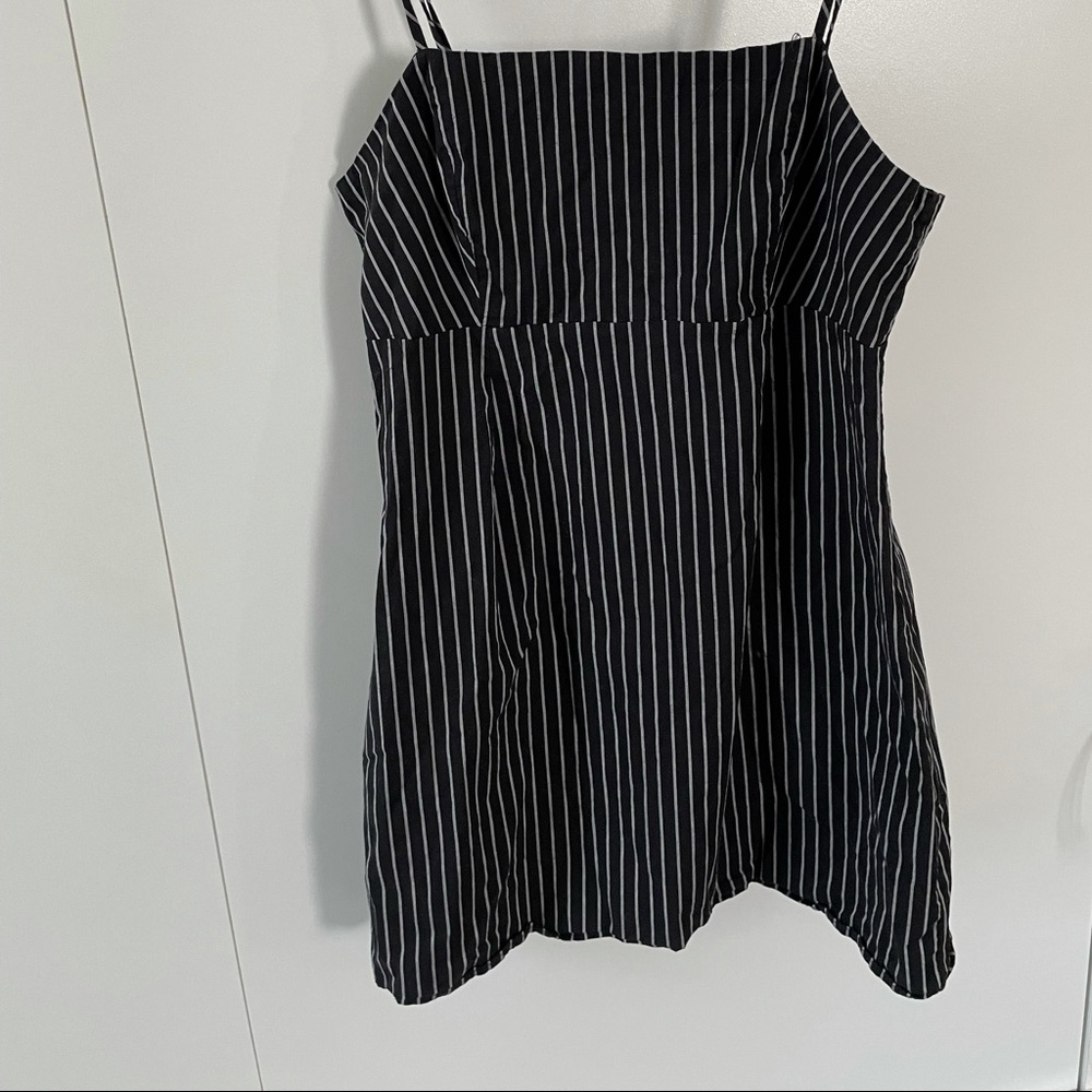 kendall and kylie dress